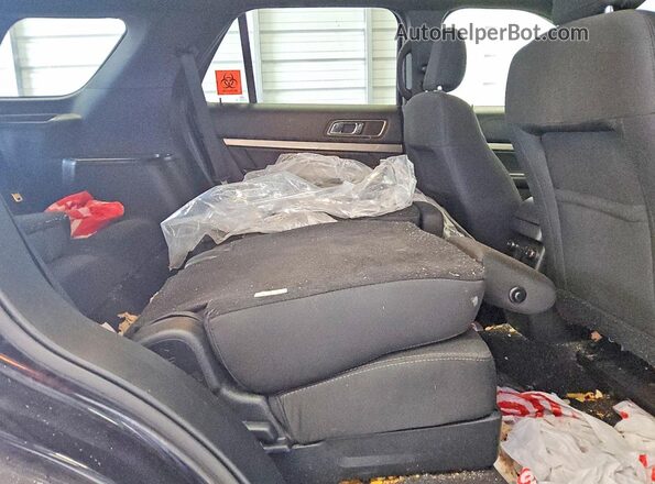 1FM5K8D89KGA61822 2019 FORD FORD EXPLORER Black Widok tylnych siedzeń