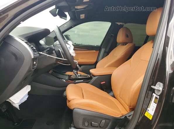 WBX47DP07RN252373 2024 BMW X3 Charcoal Widok deski rozdzielczej