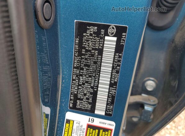 4T1DAACK2TU256988 2026 TOYOTA LE Teal Widok naklejki z numerem VIN