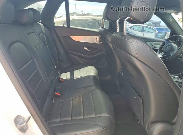 WDC0G4KB8KV185075 2019 MERCEDES-BENZ GLC-CLASS White Engine compartment view