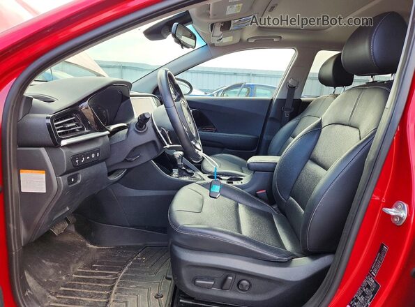 KNDCE3LC0M5462881 2021 KIA NIRO Red წინა პანელის ხედი