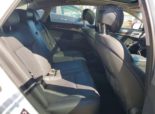 KMHGN4JE0JU247042 2018 GENESIS G80 Белый Вид задней части салона