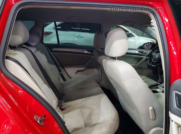 3VW017AU6HM518014 2017 VOLKSWAGEN GOLF Red 