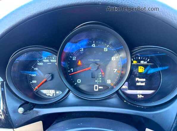 WP1AA2A53JLB08909 2018 PORSCHE MACAN White 