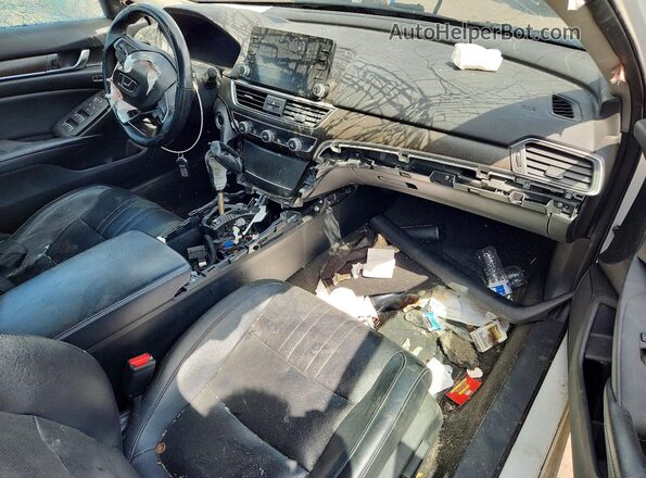 1HGCV1F56JA042175 2018 HONDA ACCORD White 