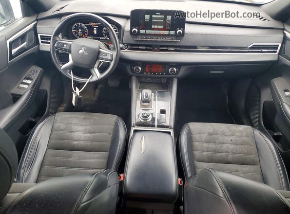 JA4J3VA88RZ003891 2024 MITSUBISHI OUTLANDER White 