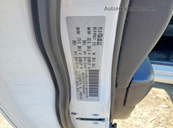 1C4RDJDG3JC497487 2018 DODGE DURANGO White 