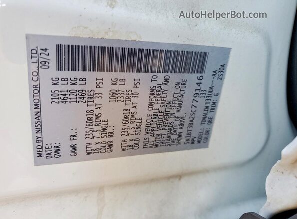 5N1BT3BA2SC779146 2025 NISSAN ROGUE White Widok komory silnika