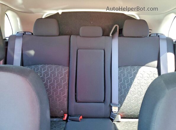 JA4ARUAUXTU005202 2026 MITSUBISHI OUTLANDER Red Widok wnętrza z tyłu