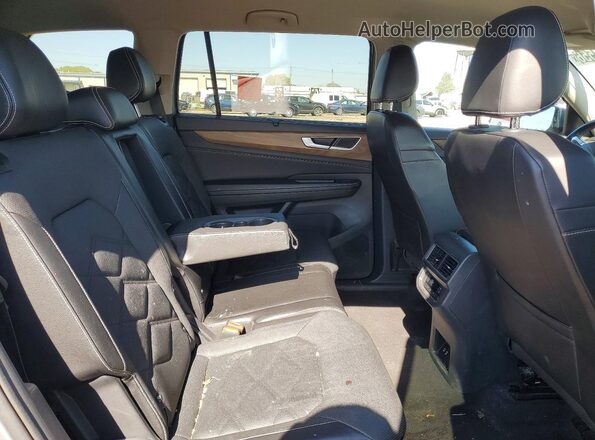 1V2HR2CA7RC580740 2024 VOLKSWAGEN ATLAS Silver 