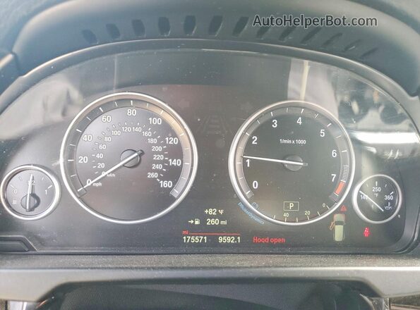 5UXKR2C53J0Z17967 2018 BMW X5 Black 