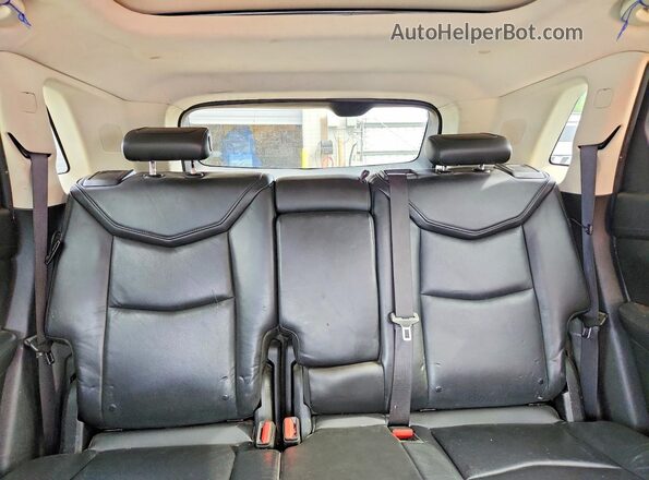 1GYKNCRS6HZ184863 2017 CADILLAC XT5 Gray 