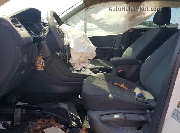 3VV1B7AX8LM154610 2020 VOLKSWAGEN TIGUAN White Vista del salpicadero