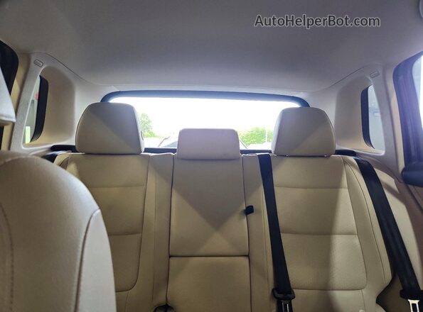 WVGBV7AXXHK000324 2017 VOLKSWAGEN TIGUAN Черный Вид задней части салона