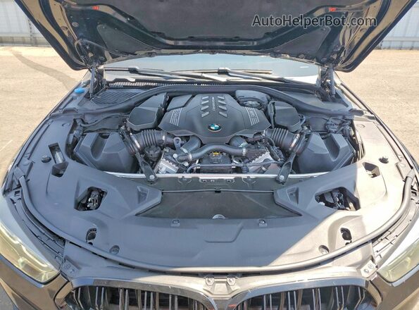 WBABC4C57KBU96451 2019 BMW M8 Black Vista del compartimento del motor