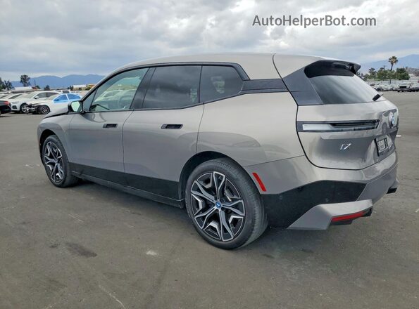 WB523CF08RCP61875 2024 BMW IX Gray Rear right