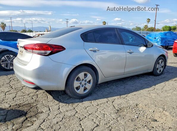 3KPFK4A7XHE156993 2017 KIA FORTE Silver 