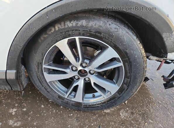 JTMRFREV6GJ066054 2016 TOYOTA RAV4 White 