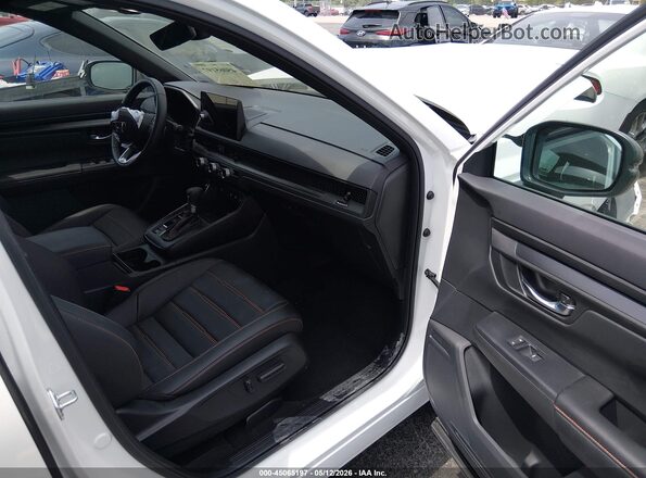 7FARS5H89TE019715 2026 HONDA CR-V HYBRID White Widok wnętrza z przodu