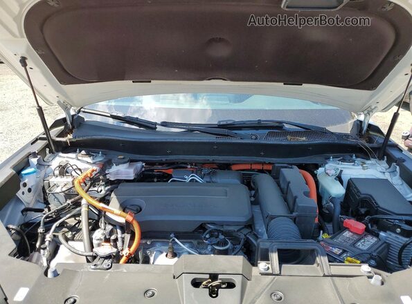 7FARS6H81SE009927 2025 HONDA CR-V White Rear interior view