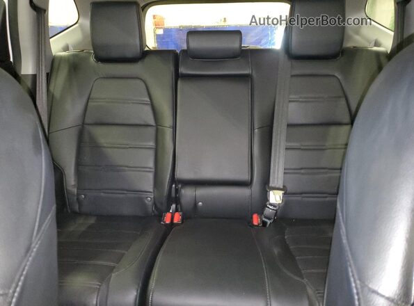 7FARW2H84KE045978 2019 HONDA CR-V White Rear seats view
