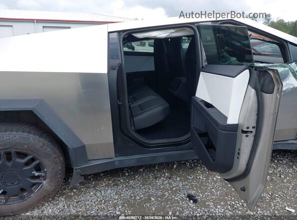 7G2CEHED0RA008763 2024 TESLA CYBERTRUCK Gray 