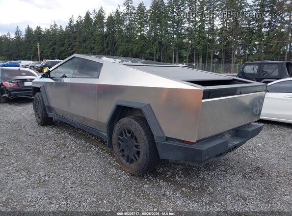 7G2CEHED0RA008763 2024 TESLA CYBERTRUCK Gray 