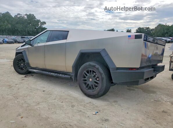 7G2CEHED0RA027880 2024 TESLA CYBERTRUCK Silver Rear left