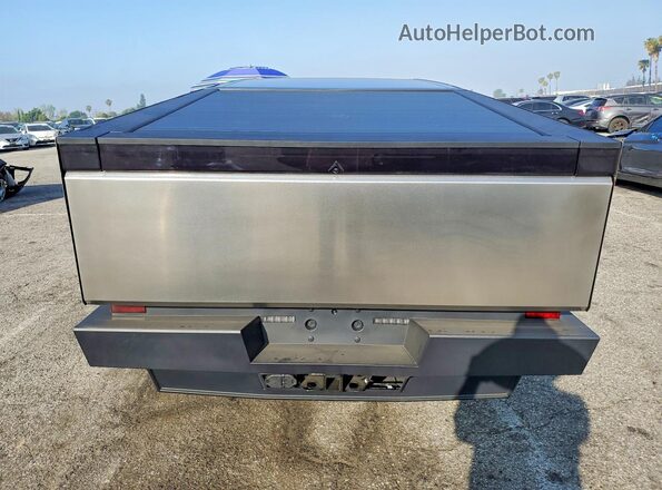 7G2CEHED0TA090386 2026 TESLA CYBERTRUCK Silver Widok z tyłu