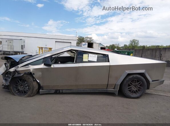 7G2CEHED1TA089148 2026 TESLA CYBERTRUCK Silver Панорамний вид салону 360°
