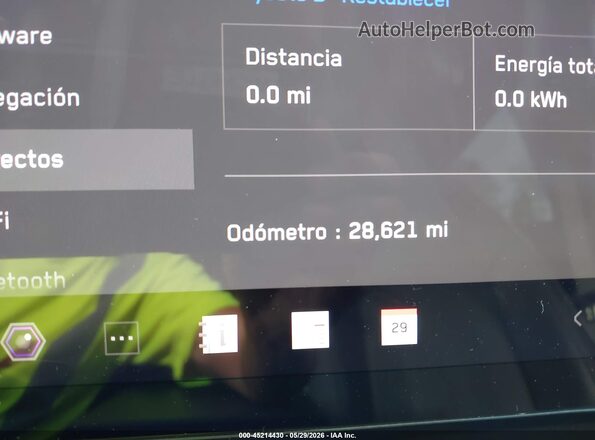 7G2CEHED5RA056940 2024 TESLA CYBERTRUCK Gray Հետևի նստատեղերի տեսք