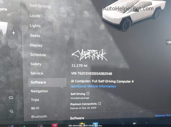7G2CEHED5SA062548 2025 TESLA CYBERTRUCK Silver Rear seats view