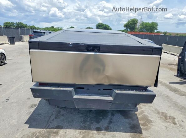 7G2CEHED5SA075011 2025 TESLA CYBERTRUCK Gray Հետևի տեսք