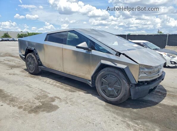 7G2CEHED5SA075011 2025 TESLA CYBERTRUCK Gray Առջևի աջ