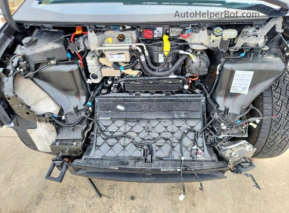 7G2CEHED6RA049138 2024 TESLA CYBERTRUCK Silver უკანა სალონის ხედი
