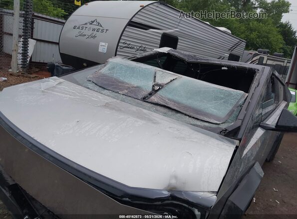 7G2CEHED8RA010454 2024 TESLA CYBERTRUCK Gray Front view