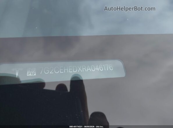 7G2CEHEDXRA046176 2024 TESLA CYBERTRUCK Silver Widok komory silnika