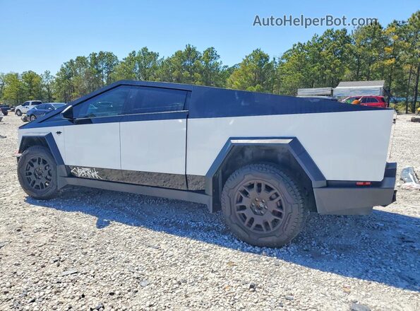 7G2CEHEE2RA026867 2024 TESLA CYBERTRUCK Двухцветный Задняя левая четверть
