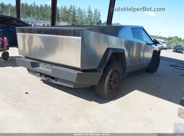 7G2CEHEE7RA009529 2024 TESLA CYBERTRUCK Silver 