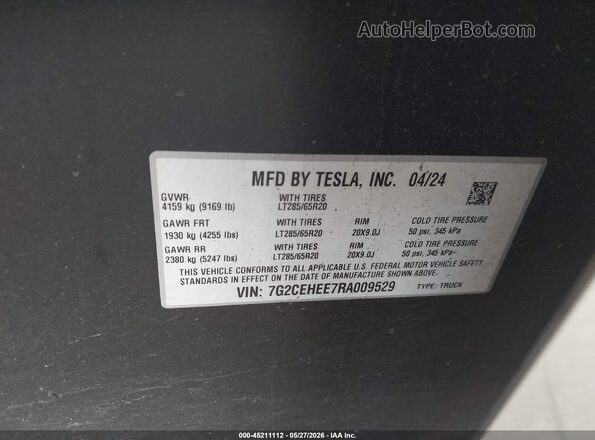 7G2CEHEE7RA009529 2024 TESLA CYBERTRUCK Silver 
