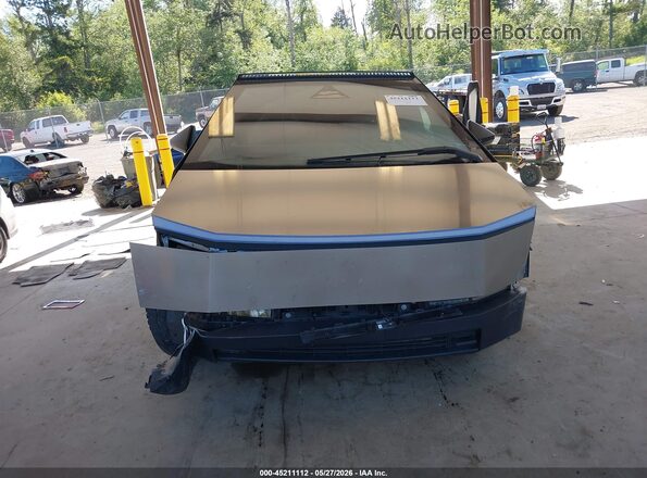 7G2CEHEE7RA009529 2024 TESLA CYBERTRUCK Silver 