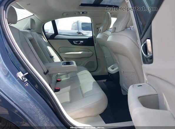 7JR102FKXLG046800 2020 VOLVO S60 Blue Вид наклейки з VIN-кодом