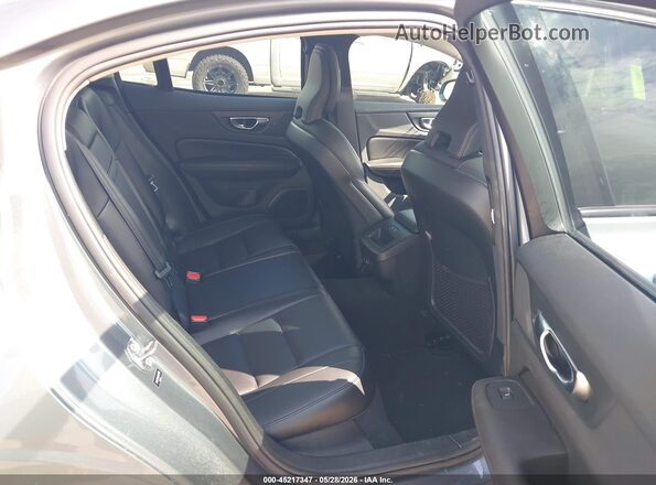 7JRA22TK5LG067990 2020 VOLVO S60 Gray Vista de la etiqueta del VIN