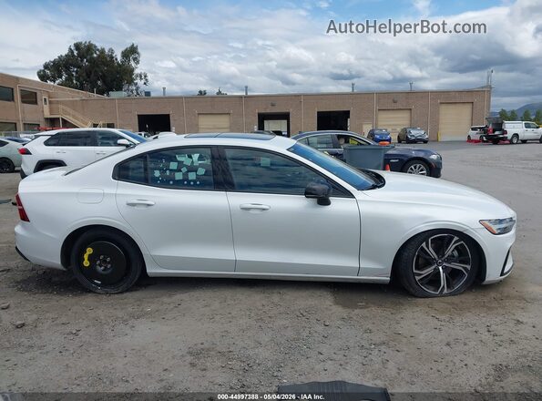 7JRL12FK1RG324174 2024 VOLVO S60 White Vista interior trasera