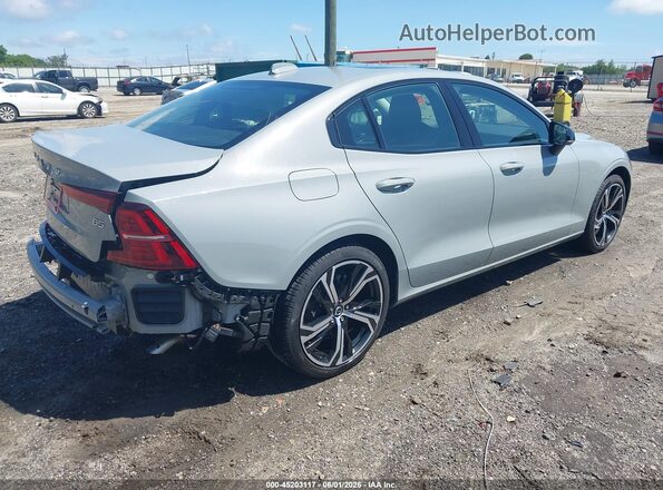 7JRL12FL6RG285817 2024 VOLVO S60 Gray Задня права чверть