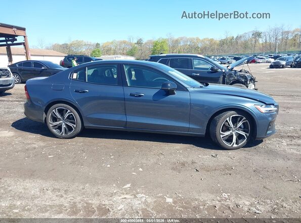 7JRL12TMXRG282920 2024 VOLVO S60 Blue Vista interior trasera
