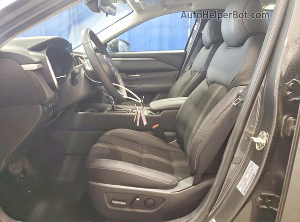 7MMVABBL6TN466383 2026 MAZDA CX-5 Gray Вид салону спереду