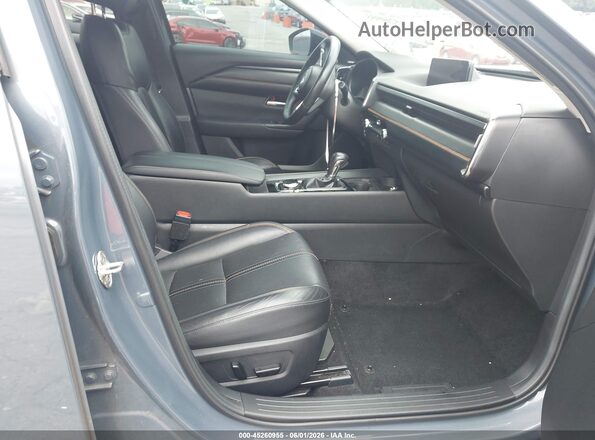 7MMVABEM3PN109396 2023 MAZDA CX-5 Pewter Front interior view