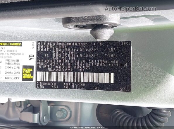 7MUAAAAG0TV192501 2026 TOYOTA LL Silver Vista del compartimento del motor