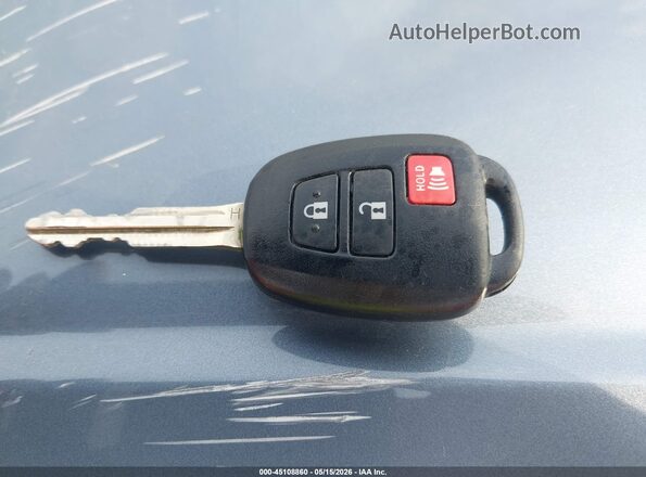 7MUAAAAGXNV030989 2022 TOYOTA COROLLA CROSS Blue წინა პანელის ხედი